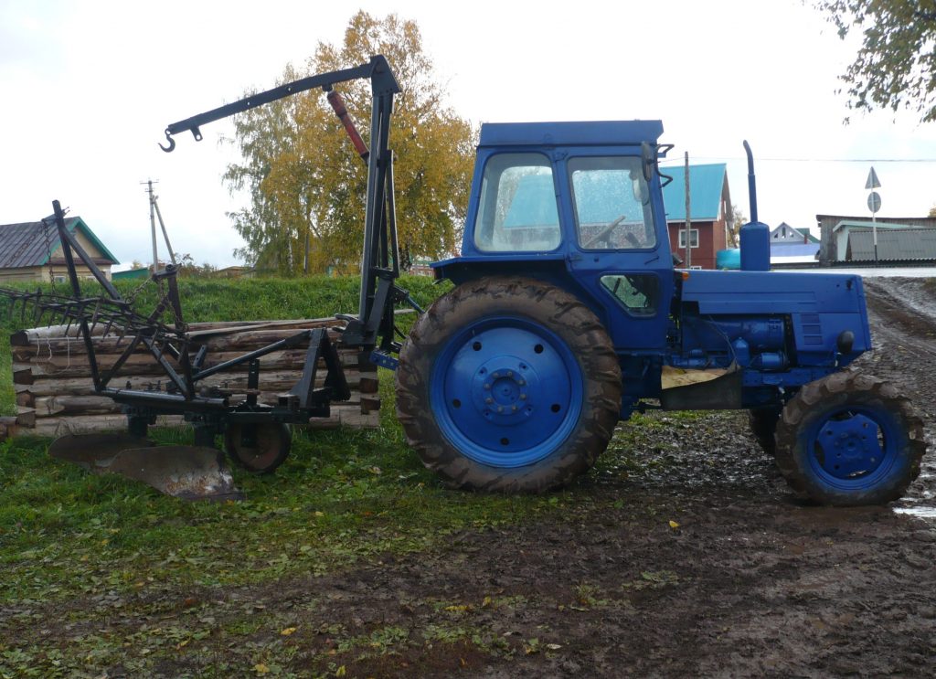 Права на трактор в Ханты-мансийском Автономном округ - Югре Автономном округ